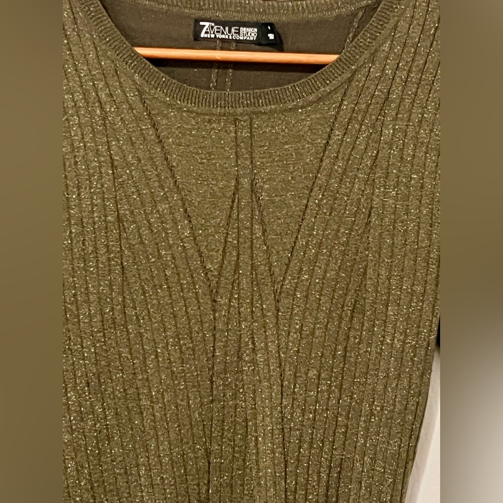 New York & Company Olive Green Ribbed Knit Tee - Picture 2 of 2